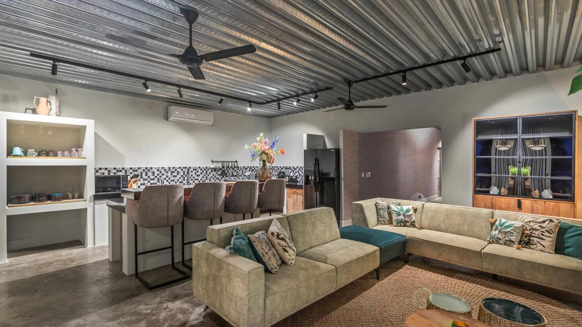 Pm78 Boutique Apartments Виллемстад