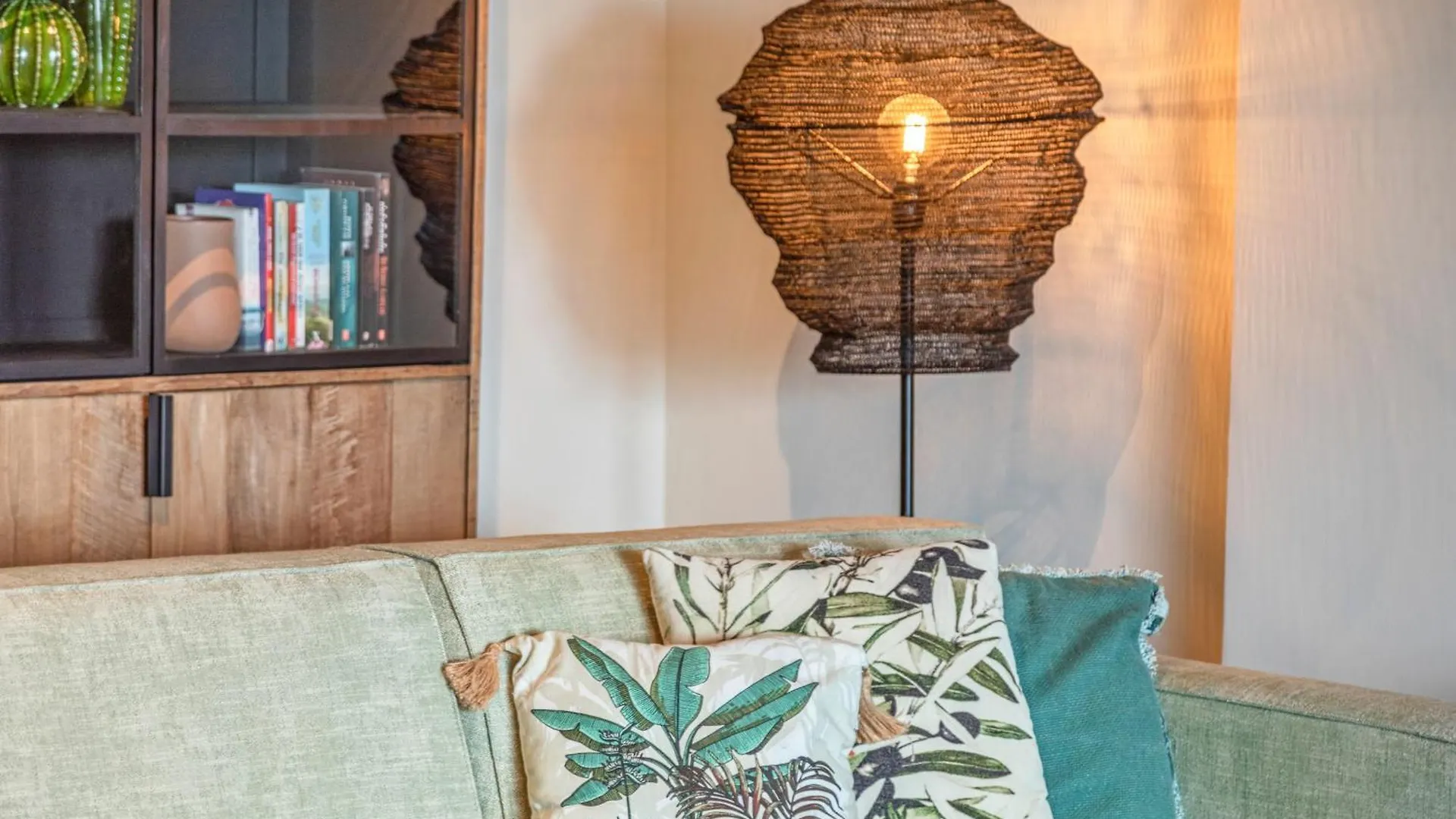 Pm78 Boutique Apartments Виллемстад